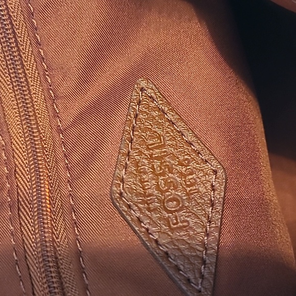 Fossil medium brown leather shoulder or crossbody handbag - Picture 9 of 10